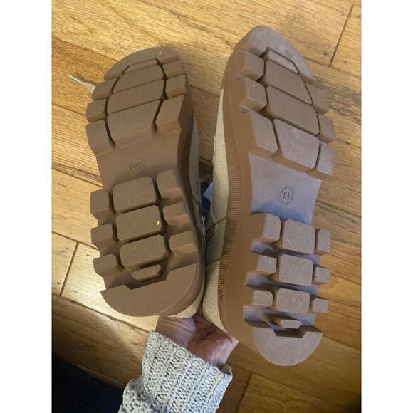 NWT Universal Thread women's tan Canvas Lace-Up Ankle Boots With Side Zipper 9.5 - Picture 5 of 6